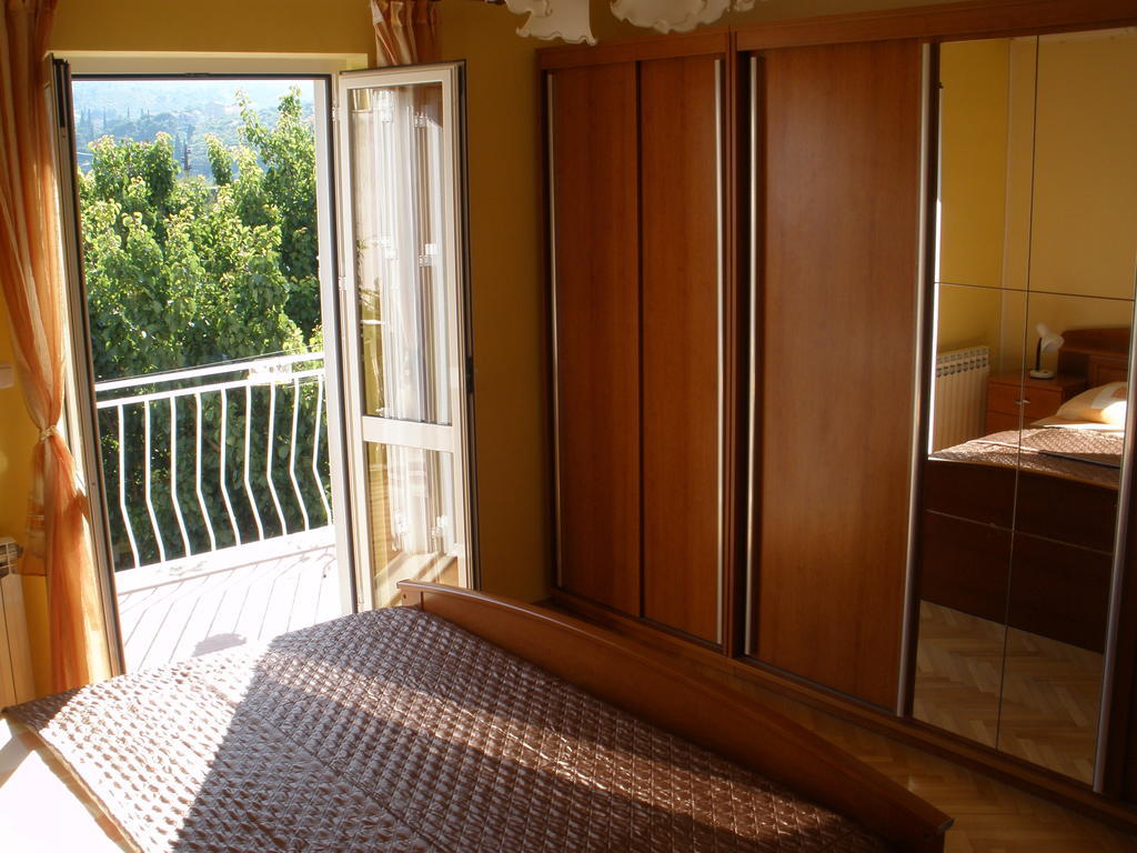 Apartments Sunce Mlini Rom bilde