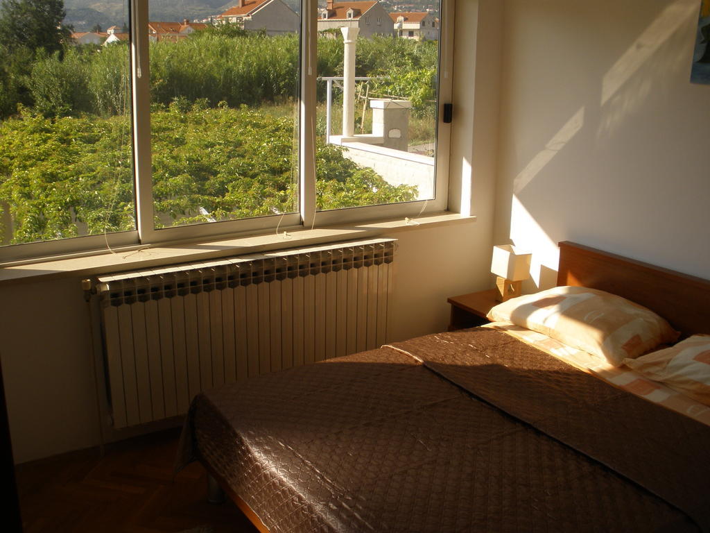Apartments Sunce Mlini Rom bilde